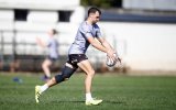 Smith back at 10 as Sharks seek first win