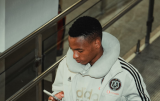 'I feel alive; football is back,' says Mofokeng as Pirates arrive in Spain for preseason (…)