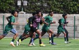 Banyana back in training despite no pay