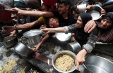 Weaponisation of food in Gaza constitutes war crime, UN rights office says