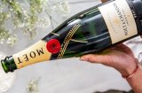 How to correctly pronounce Moët & Chandon