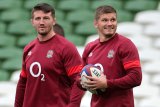Farrell snubbed for England training squad