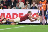 Watch: Lions tear Reds to shreds