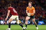Potter fires back at Woodward jibe