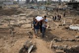 WATCH | 11 killed as Israeli planes and tanks pound Gaza City, say medics