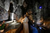 Pope Leo sets day of fasting, prayers for peace on Friday