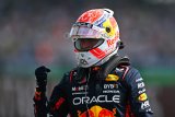 Verstappen puts Red Bull on pole at Silverstone