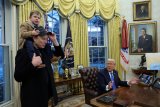 ‘He shouldn’t be in public like this’: mother of Musk’s son responds to his appearance at Oval Office