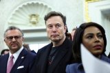 Musk quietly puts brakes on plans for new political party, WSJ says