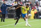 Sebelebele's late strike helps Pirates hold Sundowns in MTN8 semifinal first leg
