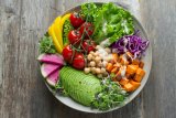 Longevity Expert Shares 9 Diet Rules For A Longer Life