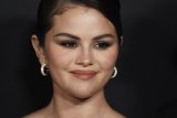 Forget Dua Lipa's Diet Coke ― Selena Gomez's Pickle Popcorn Came First