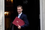 Top Tory Left Red-Faced After Unearthed Clip Shows Him Backing Liz Truss's Mini-Budget