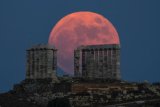 June's 'Strawberry Moon' Is The Best 'Til 2043: Here's When And Where To See It