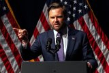 JD Vance’s Finger-Flipping ‘Gag’ Has Critics Cringing So Hard