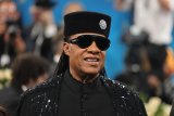 Stevie Wonder Had The Perfect Response To Rumours That He’s Not Really Blind