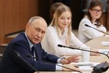 Putin Ups His Efforts To Wipe Out Ukrainian Culture In Schools, UK Says