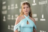 Sydney Sweeney Shrugs Off Question About American Eagle Ad Controversy During Film Interview