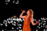 This Vintage Baby Name Is Rising In Popularity Again – And Taylor Swift Might Be The Reason