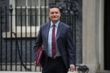 Wes Streeting Accuses Nigel Farage Of Planning To Deport NHS Staff In Immigration Crackdown