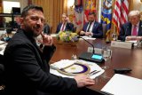 Trump Told Zelenskyy To Hand Over Ukraine Territory Or Be 'Destroyed' By Russia