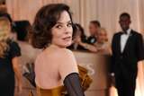 Golden Globes 2026: Let's Take A Moment To Talk About Parker Posey's Red Carpet Look