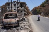 Six Syrian security personnel killed amid sectarian clashes, source says