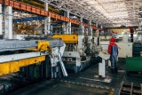 Economy barely grows in first quarter