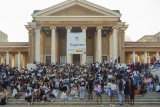 News24 | SEE | Prayers and protests: UCT students hold interfaith vigil amid ongoing campus (…)