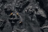 SA’s mineral output falls further in April