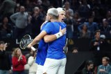 Alcaraz dazzles in doubles as Team Europe take 3-1 lead in Laver Cup