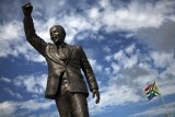 Madiba magic sweeps through Nelson Mandela Bay on Friday