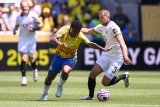 Ribeiro’s time to shine for Sundowns against Fluminense: Feutmba