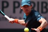 Alex de Minaur blames ‘too much tennis’ for early French Open exit