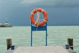Rescue teams search for missing teen in Bakoven waters