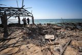 Israeli strikes pound Gaza, killing 60, ahead of US talks on ceasefire