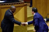 Cyril Ramaphosa vs John Steenhuisen: Who’s RIGHT over Andrew Whitfield axing?