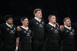 Sharp rookies make Razor smile