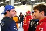 Sainz and Leclerc become road trip buddies after flight chaos
