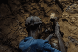 Illegal gold mining surges in Africa as gangs exploit abandoned shafts