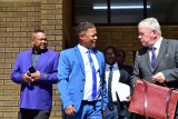 Gary van Niekerk lives to fight another day in council