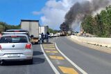 More traffic chaos on Kaaimans Pass as truck catches fire