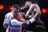 Kevin Lerena handed heavyweight boxing lesson at Wembley