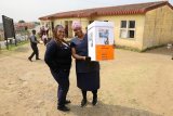 Three-way collaboration promotes dignity and health for Duncan Village pupils