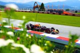 What time does the Austrian Grand Prix start on Sunday?