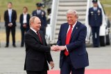 With no Ukraine peace deal, Trump again threatens Russia sanctions