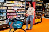 WATCH | Checkers trials hi-tech shopping trolleys