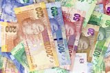 Take-home pay falls for second month as economic uncertainty grows