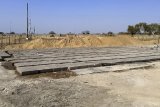 Judge slams cops and minerals department for failing to stop illegal sand mining operation