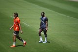 Sharks lose Bok champ for Loftus clash